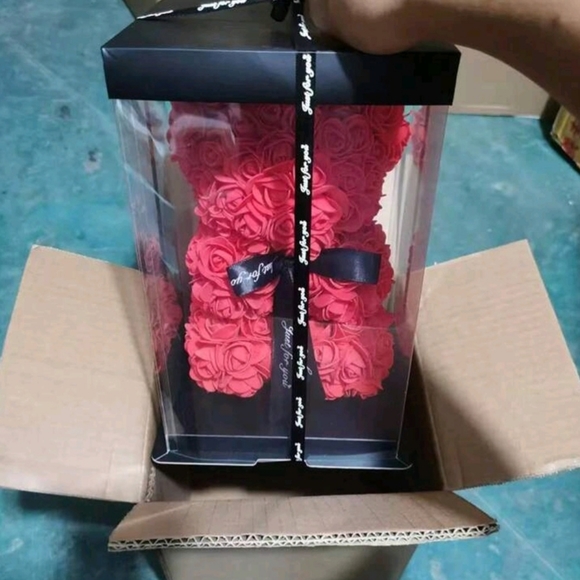 NEW Red Rose Bear Valentine's Day Gift - Picture 3 of 6
